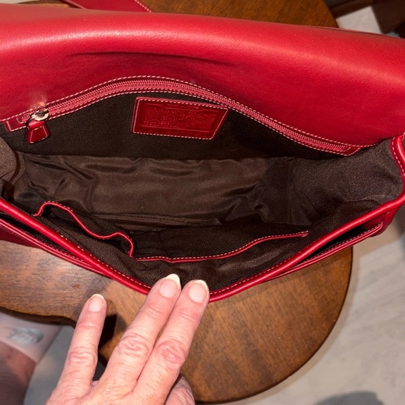 Coach Legacy vintage Duffel Bag smooth leather Red Silvertone HW. Excellent - Picture 15 of 17